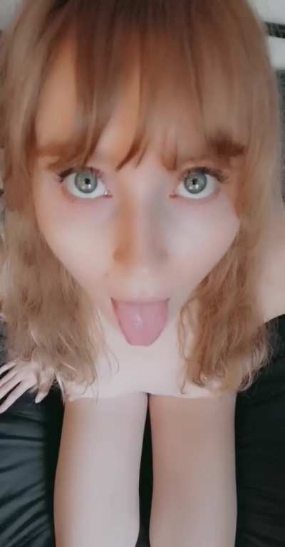 What he sees before he nuts all over my face 🤤🤤❤️ [F, 18, swedish] 💙💛