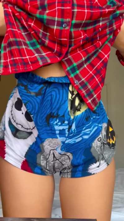 comfortable pajamas to move my shorts aside and use me &amp;lt;3