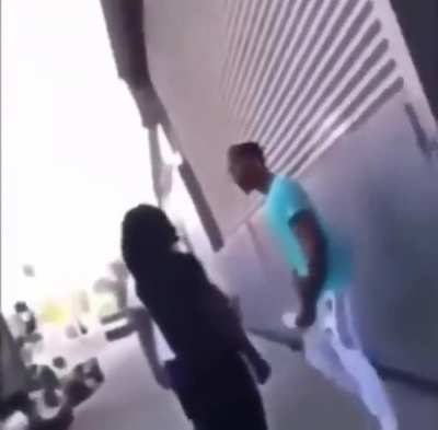 He gave him 5 Seconds&hellip;