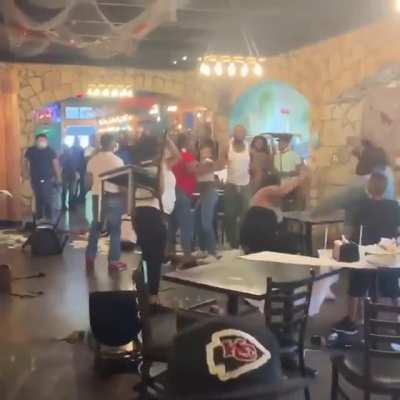 Huge restaurant brawl in Mississippi.
