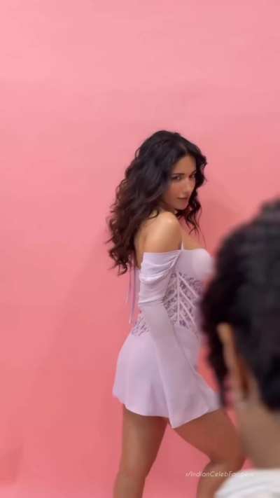 Ruhani Sharma [New]
