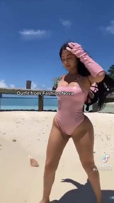 Who would fuck these 🍑