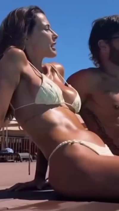 Cl&aacute;udia Borges