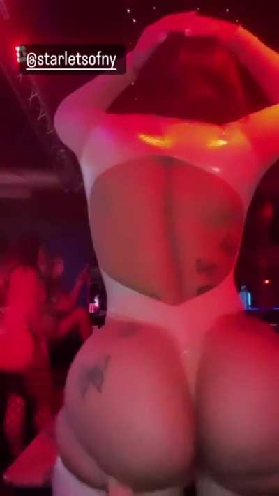 A1NANIE 🍑
