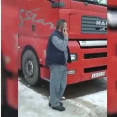 Bir insanın cebine torpil koyarsak ne olur.