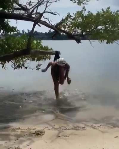 Thong troubles. 🤣
