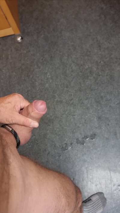 [50] M4F - Der Lohn f&uuml;r Daddy's braves M&auml;dchen, wenn sie auf den Knien war und mich gut bedient hat. Oder m&ouml;chtest du die Ladung woanders hin bekommen? DMs open to play