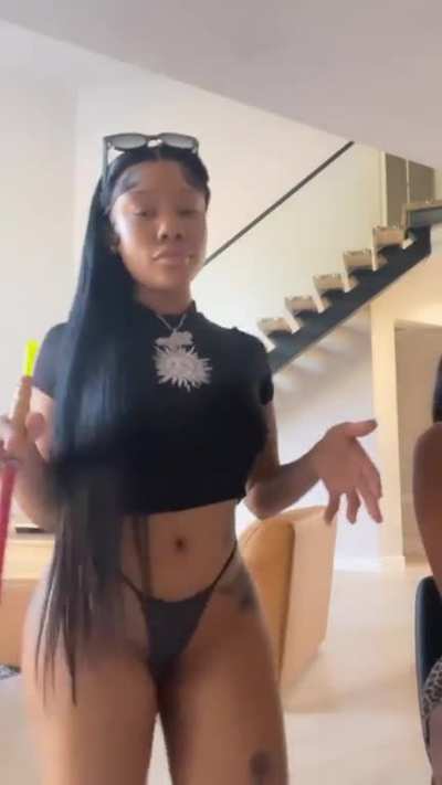 🖤🍑