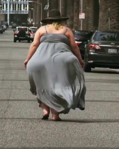 Instagram Video Of Her Walking