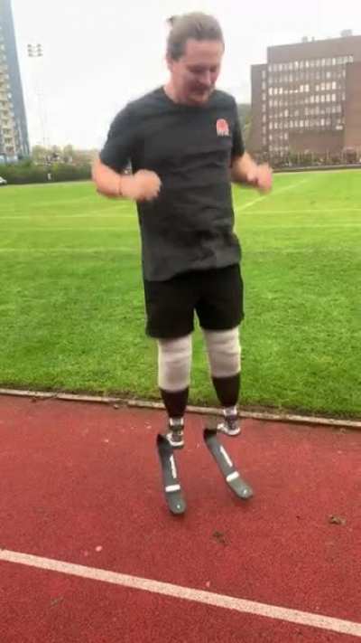 Got my new legs today! Naturally, I started jumping! Haven&rsquo;t been jumping for years, was a really cool feeling.