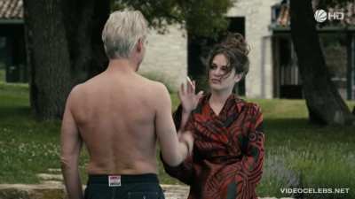 [Topless] [Pussy] [Ass] Xenia Assenza in "Die Verf&uuml;hrung - Das fremde M&auml;dchen" (2011)