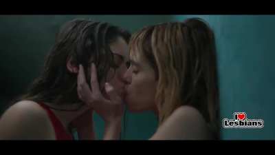 Alba Planas &amp;amp; Carmen Daza (Express - s01e01)