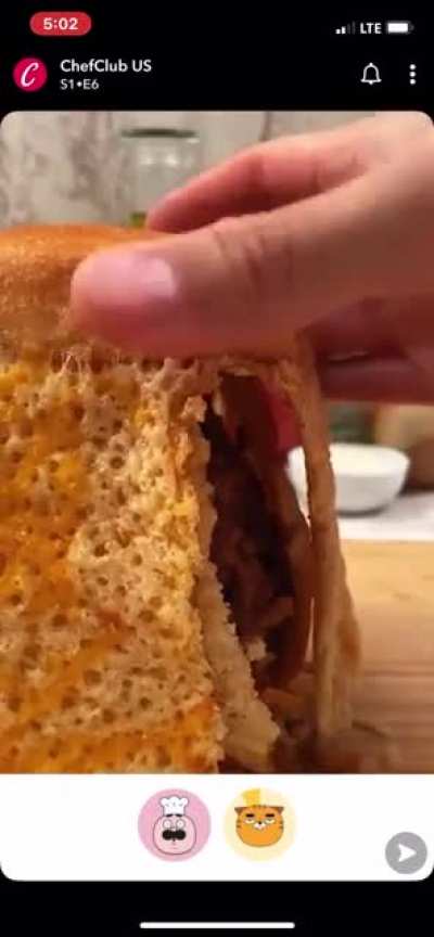 That&rsquo;s cheese hanging off the buns, I thought they were gonna intersect the cheeses and wrap the bun so the meat didn&rsquo;t spill out, guess not...
