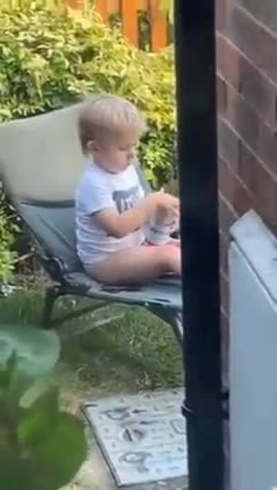 HMB while my toddler hold's his beer