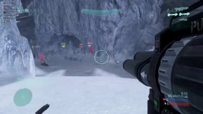 Was playing Halo while discussing what to play with friends. Got the shot of my life.