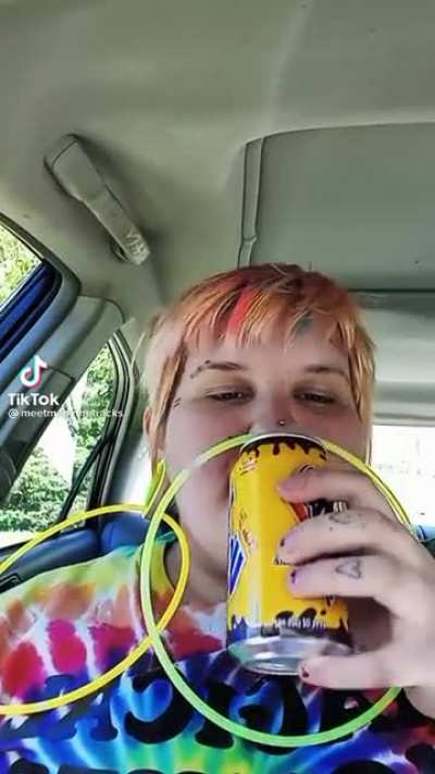 🤨