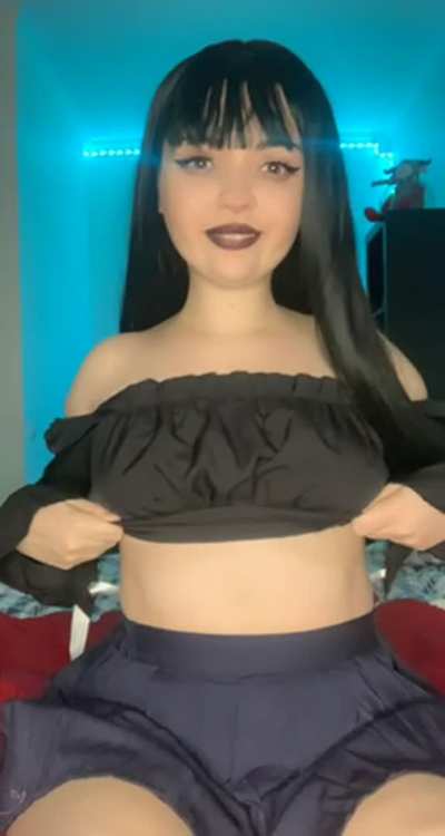 [ST] would you like to touch my tits?