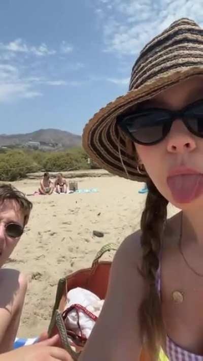 Bikini G.
