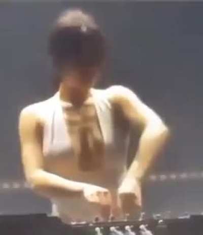 Bouncin&rsquo; DJ
