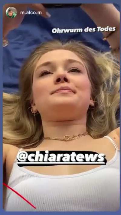 bauchfrei aufm Bett