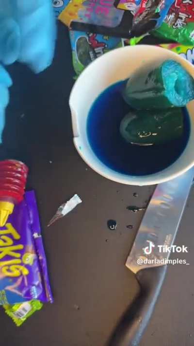 Blue Pickle (2/3)