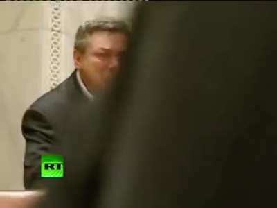 Man throws himself from balcony in Romanian parliament