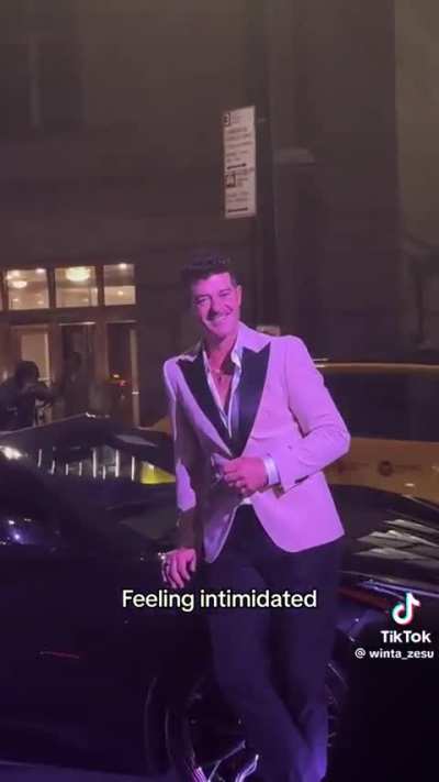 She's probablt trolling but this vid still gave me so much second hand embarrassment 