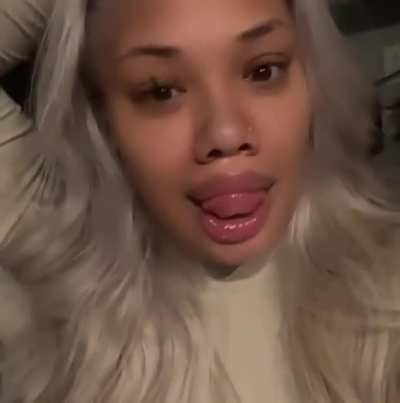 Embrace her 😩💋🔥