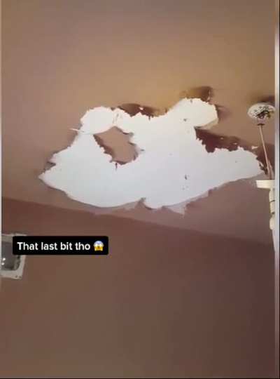 Enough is enough😤 unpaints your ceiling