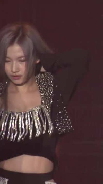 Sana 🥵