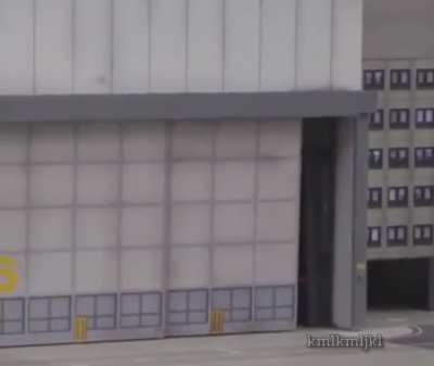 Aircraft hangar