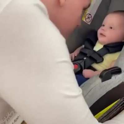 A young woman shared this video to appreciate the father of her daughter. She became pregnant after one month of dating and was initially terrified of telling him. Here&rsquo;s to every parent out there that is doing their absolute best by their child(ren).