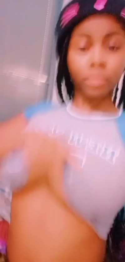 Say hi if you would cum all over my titties