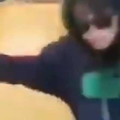 T&iacute;tulo foi ouvir uma m&uacute;sica