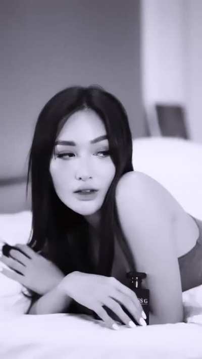 Sachzna Laparan