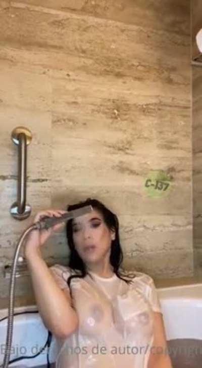 Fatima segovia muy cachonda😍