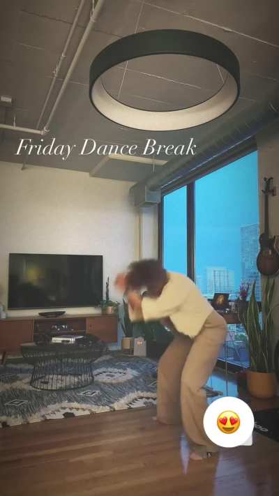 Andy Allo 