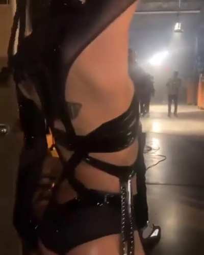 HER BEST LOOK 👀