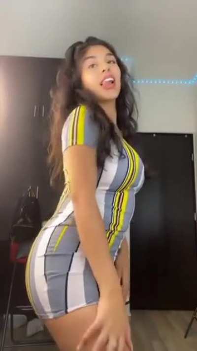 👀