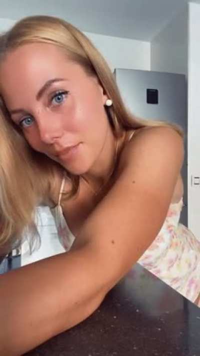 👋😊