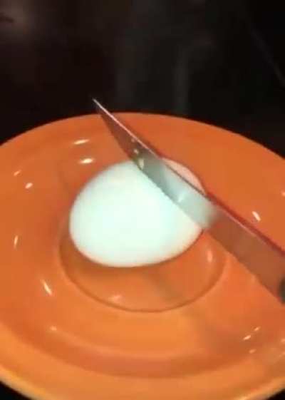 Eggxplode