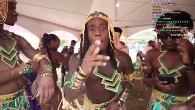 Kai Cenat and Ray going CRAZY in Jamaica right now..😂🇯🇲