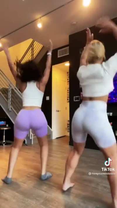 Tee big Ass