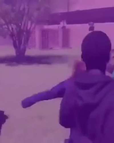 on't mess with randoms that are just walking by