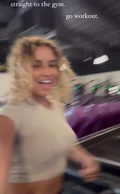 Bouncy tits