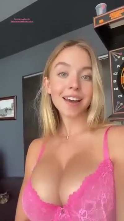 Sydney Sweeney 🍒