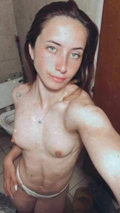 If you eat me out I'll suck your cock, deal?