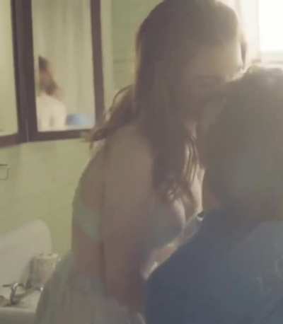 Rose Leslie jiggle plot from Honeymoon