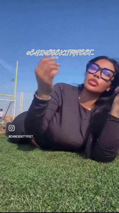 ChineseKitty Pretty Ass Feet 🤩🤩🤩🤩
