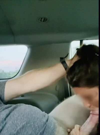 🎵 On the back street in the back seat of the Yukon 🎵[ladies & gentlemen, meet my boyfriend.]